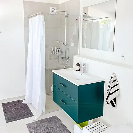 Family At Udsholt With Unique Style *